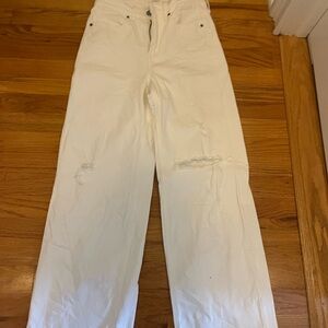 Old Navy Women's Straight Leg White Jeans